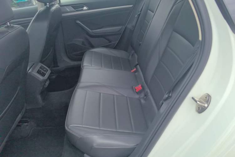 Used Volkswagen Lavida 2018 1.5L Automatic Comfort Edition China V Standard Left Rear Seat
