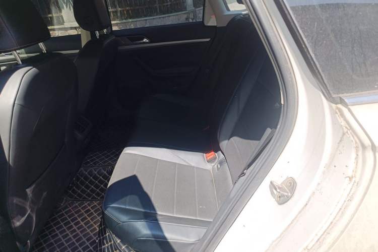 Used Volkswagen Lavida 2018 1.5L Automatic Comfort Edition China V Standard Left Rear Seat