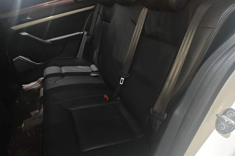 Used Volkswagen Lavida 2018 Classic 1.5L Automatic Fashion Edition China VI Standard Left Rear Seat
