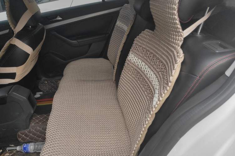 Used Volkswagen Lavida 2018 Classic 1.5L Manual Fashion Edition China VI Standard Left Rear Seat