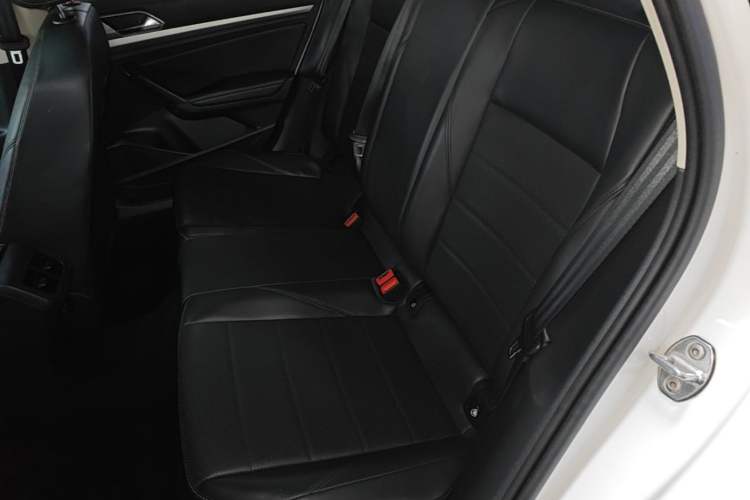 Used Volkswagen Lavida 2018 1.5L Automatic Comfort Edition China V Standard Left Rear Seat