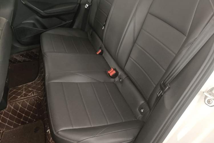 Used Volkswagen Lavida 2018 1.5L Automatic Comfort Edition China V Standard Left Rear Seat