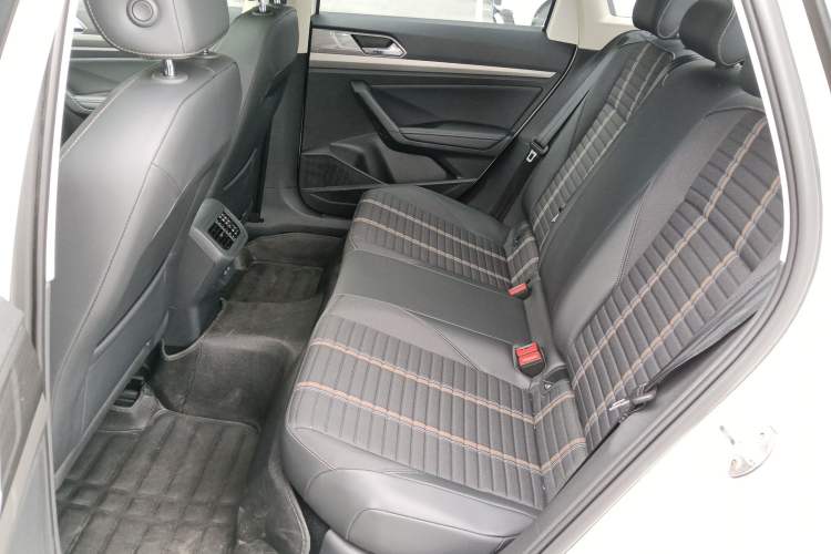 Used Volkswagen Lavida 2018 280TSI DSG Comfort Edition China V Standard Left Rear Seat