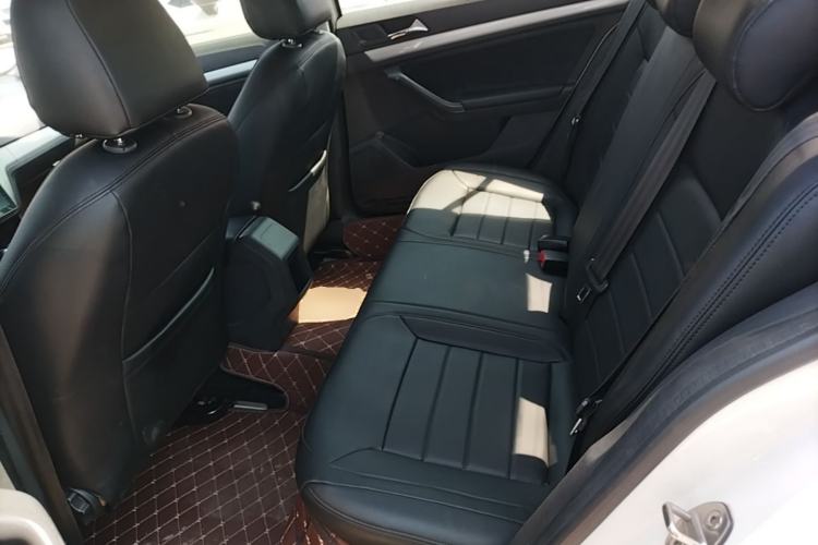 Used Volkswagen Lavida 2018 Classic 1.5L Automatic Fashion Edition China VI Standard Left Rear Seat