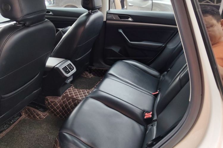 Used Volkswagen Lavida 2018 280TSI DSG Comfort Edition China V Standard Left Rear Seat