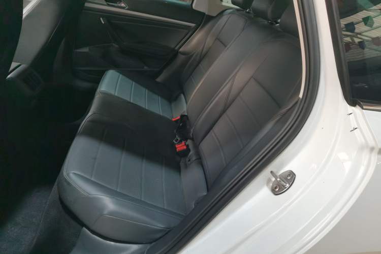 Used Volkswagen Lavida 2018 1.5L Automatic Comfort Edition China V Standard Left Rear Seat
