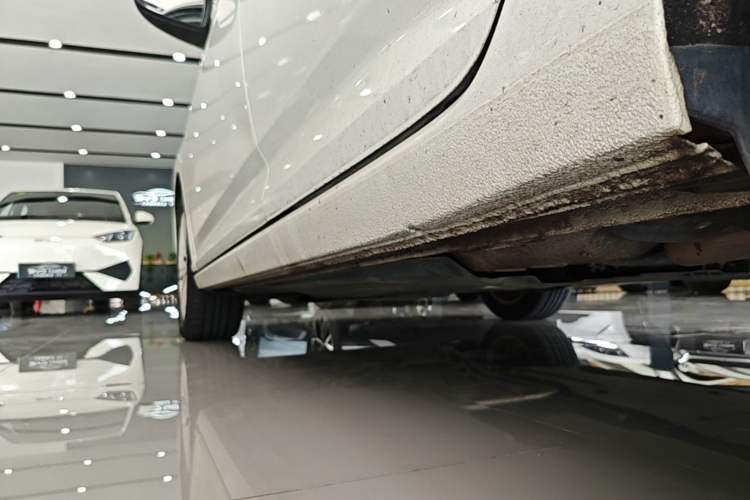Used Volkswagen Lavida 2018 Hatchback 280TSI DSG Comfort Edition China V Standard Left Side Sill