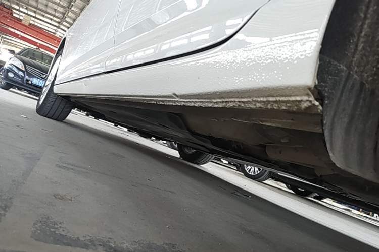 Used Volkswagen Lavida 2018 1.5L Automatic Comfort Edition China V Standard Left Side Sill