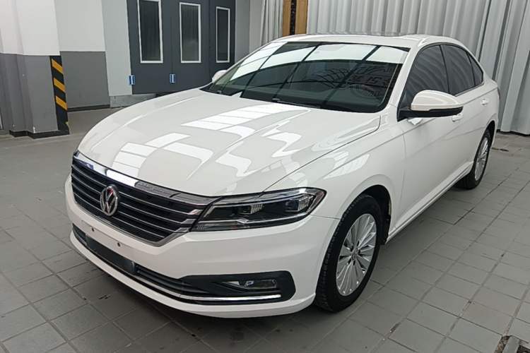 Used Volkswagen Lavida 2018 1.5L Automatic Comfort Edition China V Standard Guazi used car, China used car export, Used car for sale, Used cars, Cheapest cars for sale