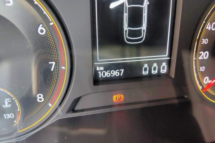 Used Volkswagen Lavida 2018 1.5L Automatic Comfort Edition China V Standard Odometer Close Up