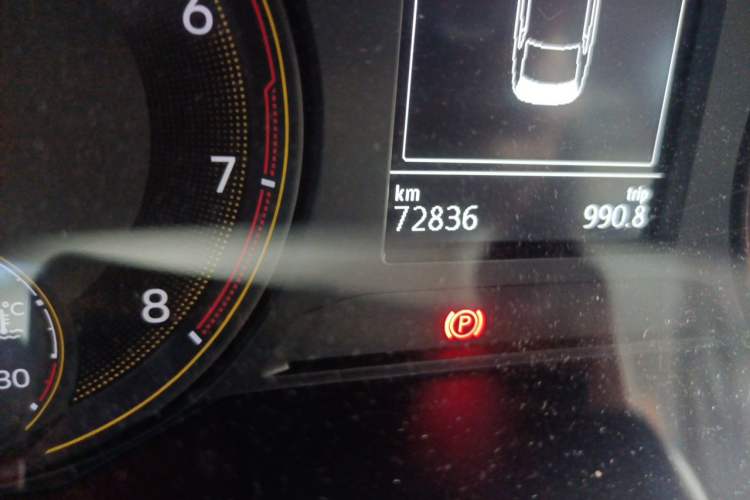 Used Volkswagen Lavida 2018 1.5L Automatic Fashion Edition China V Standard Odometer Close Up