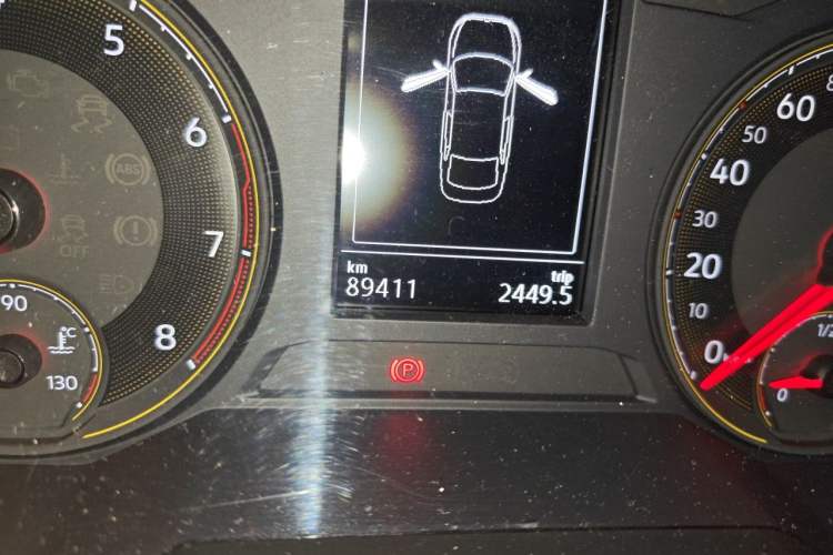 Used Volkswagen Lavida 2018 1.5L Automatic Comfort Edition China V Standard Odometer Close Up