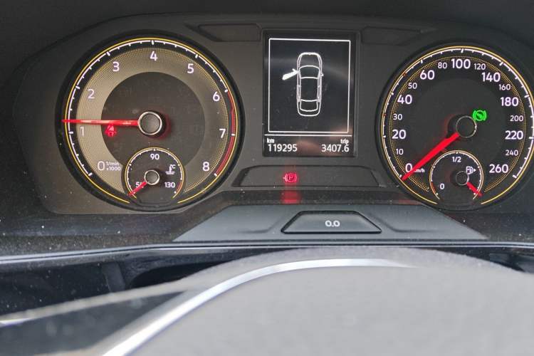 Used Volkswagen Lavida 2018 280TSI DSG Comfort Edition China V Standard Odometer Close Up
