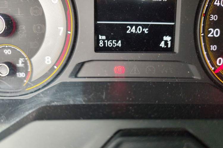 Used Volkswagen Lavida 2018 1.5L Automatic Fashion Edition China V Standard Odometer Close Up