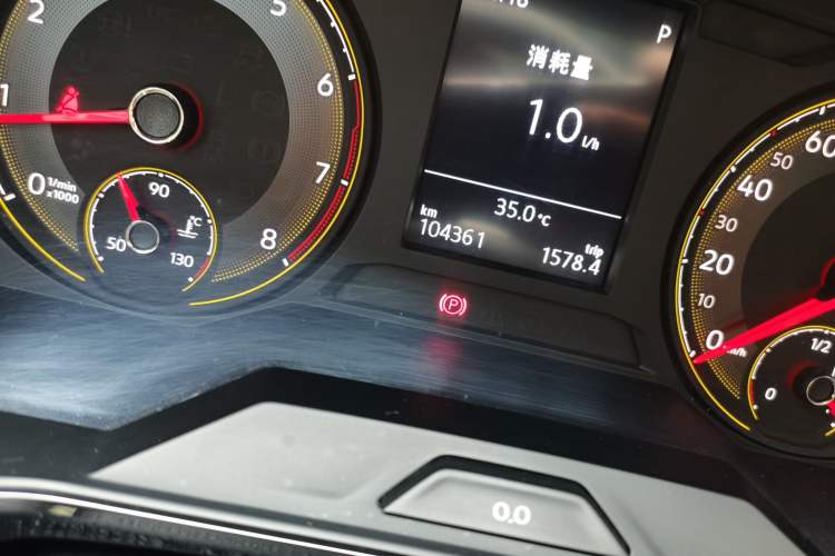 Used Volkswagen Lavida 2018 1.5L Automatic Comfort Edition China V Standard Odometer Close Up