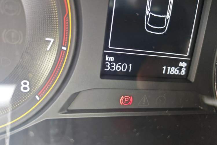 Used Volkswagen Lavida 2018 1.5L Automatic Comfort Edition China V Standard Odometer Close Up