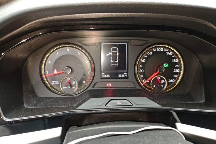 Used Volkswagen Lavida 2018 1.5L Automatic Comfort Edition China V Standard Odometer Close Up