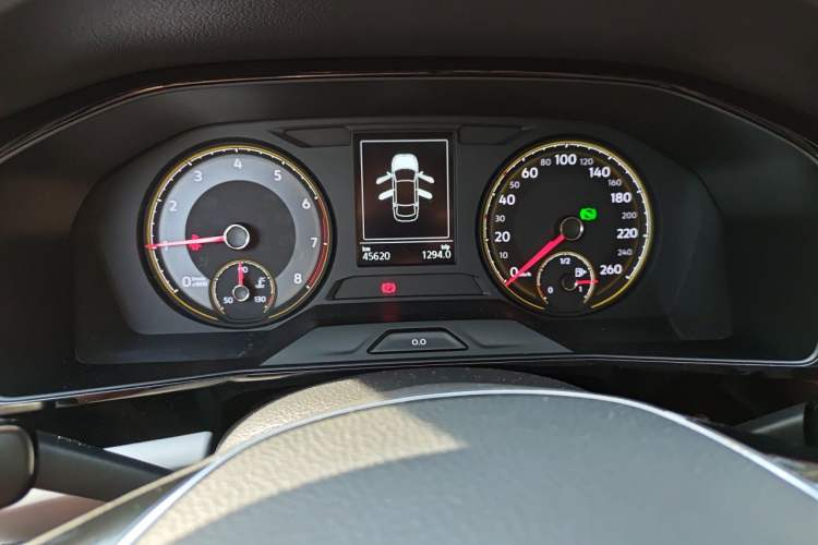 Used Volkswagen Lavida 2018 280TSI DSG Comfort Edition China V Standard Odometer Close Up