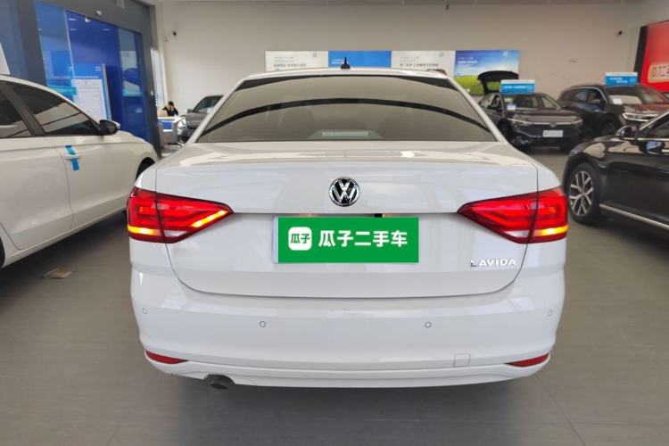 Used Volkswagen Lavida 2018 Classic 1.5L Automatic Fashion Edition China VI Standard Rear