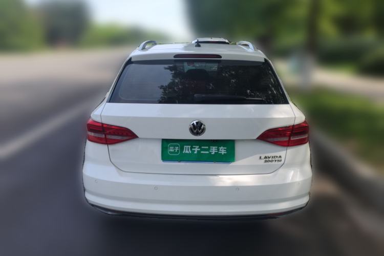 Used Volkswagen Lavida 2018 Hatchback 200TSI DSG Comfort Edition China V Standard Rear