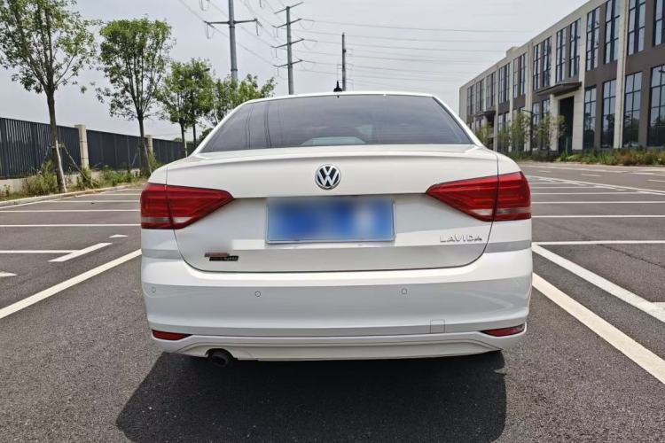 Used Volkswagen Lavida 2018 Classic 1.5L Automatic Fashion Edition China VI Standard Rear