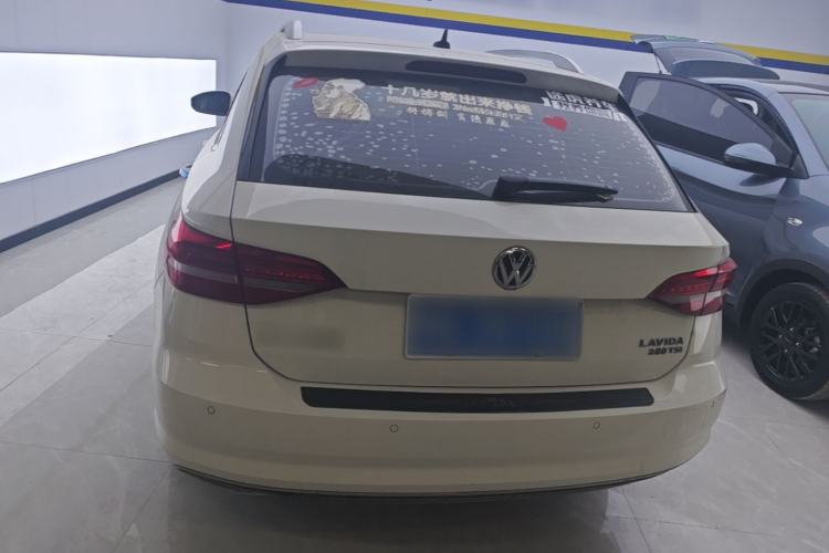 Used Volkswagen Lavida 2018 Hatchback 200TSI DSG Comfort Edition China V Standard Rear