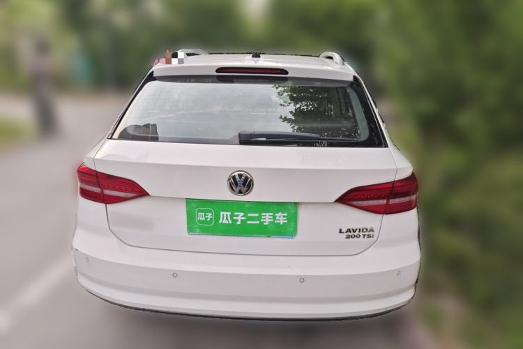 Used Volkswagen Lavida 2018 Hatchback 200TSI DSG Comfort Edition China V Standard Rear