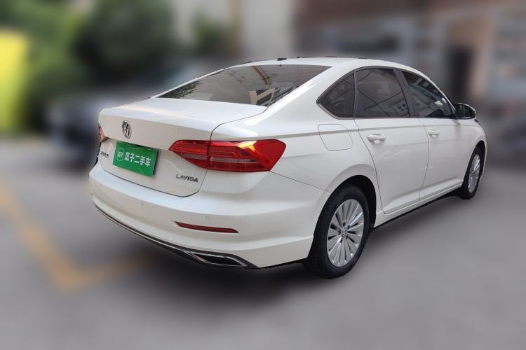 Used Volkswagen Lavida 2018 1.5L Automatic Comfort Edition China V Standard Rear Right 45 Deg