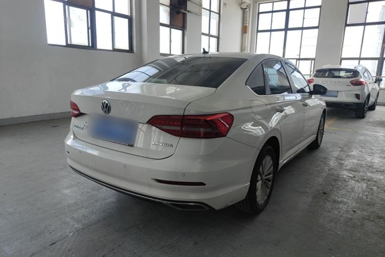 Used Volkswagen Lavida 2018 1.5L Automatic Comfort Edition China V Standard Rear Right 45 Deg