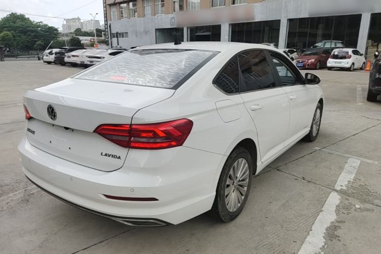 Used Volkswagen Lavida 2018 1.5L Automatic Comfort Edition China V Standard Rear Right 45 Deg