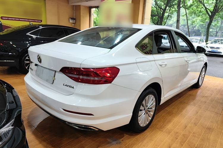 Used Volkswagen Lavida 2018 1.5L Automatic Comfort Edition China V Standard Rear Right 45 Deg