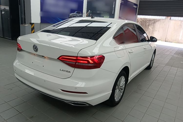 Used Volkswagen Lavida 2018 1.5L Automatic Comfort Edition China V Standard Rear Right 45 Deg