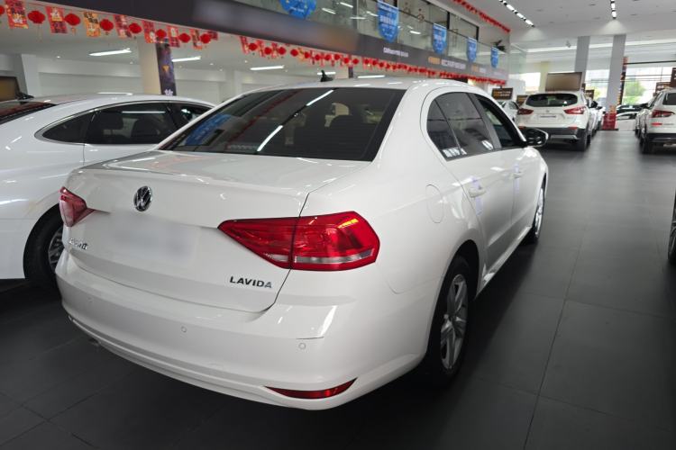 Used Volkswagen Lavida 2018 Classic 1.5L Automatic Fashion Edition China VI Standard Rear Right 45 Deg