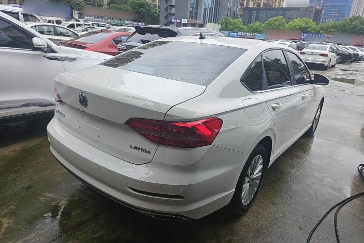 Used Volkswagen Lavida 2018 1.5L Automatic Comfort Edition China V Standard Rear Right 45 Deg