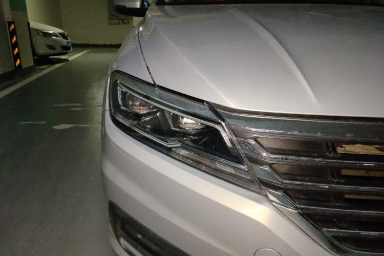 Used Volkswagen Lavida 2018 1.5L Automatic Comfort Edition China V Standard Right Front Headlight