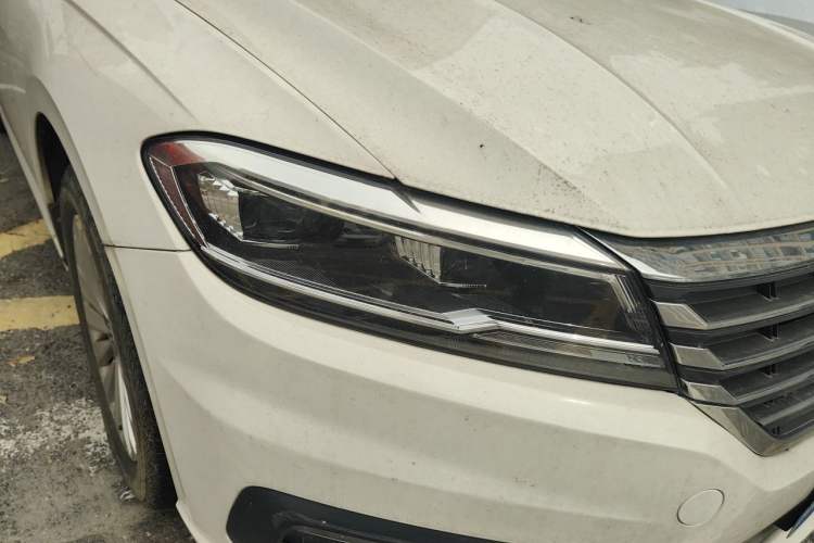 Used Volkswagen Lavida 2018 280TSI DSG Comfort Edition China V Standard Right Front Headlight