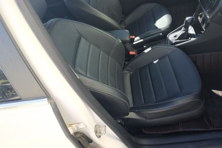 Used Volkswagen Lavida 2018 Classic 1.5L Automatic Comfort Edition China VI Standard Right Front Seat