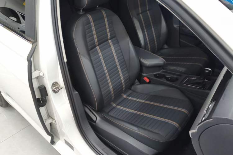 Used Volkswagen Lavida 2018 Hatchback 280TSI DSG Comfort Edition China V Standard Right Front Seat