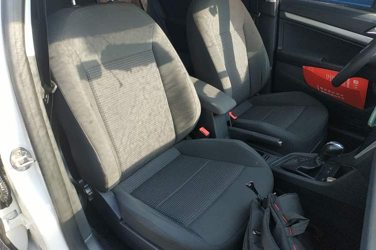 Used Volkswagen Lavida 2018 Classic 1.5L Automatic Fashion Edition China VI Standard Right Front Seat