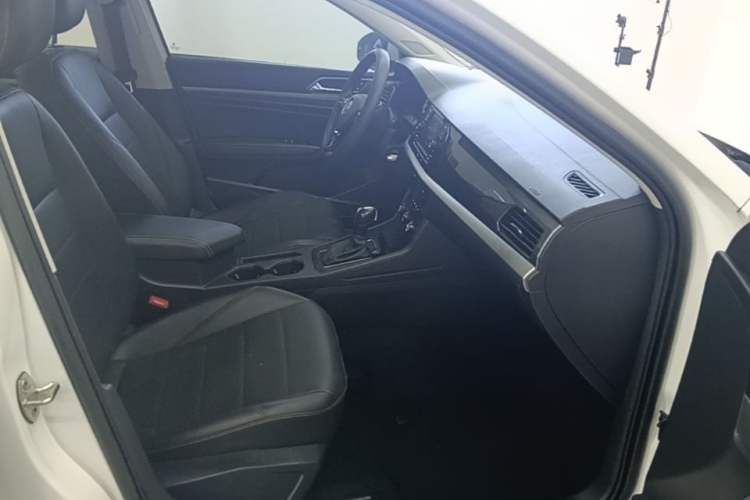 Used Volkswagen Lavida 2018 1.5L Automatic Comfort Edition China V Standard Right Front Seat