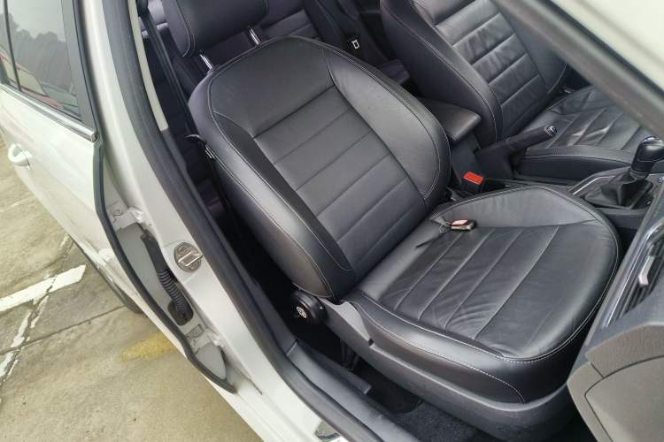 Used Volkswagen Lavida 2018 Classic 1.5L Automatic Comfort Edition China VI Standard Right Front Seat
