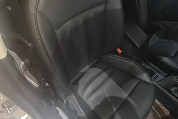 Used Volkswagen Lavida 2018 Classic 1.5L Automatic Fashion Edition China VI Standard Right Front Seat
