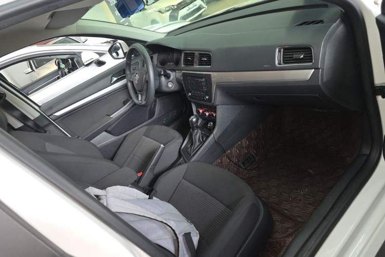 Used Volkswagen Lavida 2018 Classic 1.5L Automatic Fashion Edition China VI Standard Right Front Seat