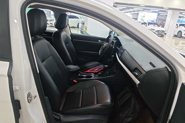 Used Volkswagen Lavida 2018 1.5L Automatic Fashion Edition China V Standard Right Front Seat