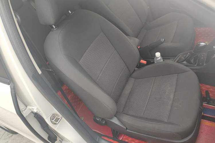 Used Volkswagen Lavida 2018 Classic 1.5L Automatic Fashion Edition China VI Standard Right Front Seat