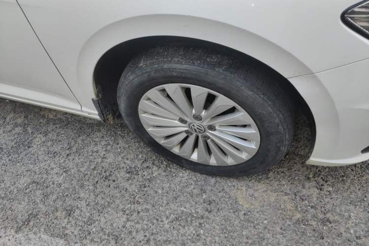 Used Volkswagen Lavida 2018 280TSI DSG Comfort Edition China V Standard Right Front Wheel Hub