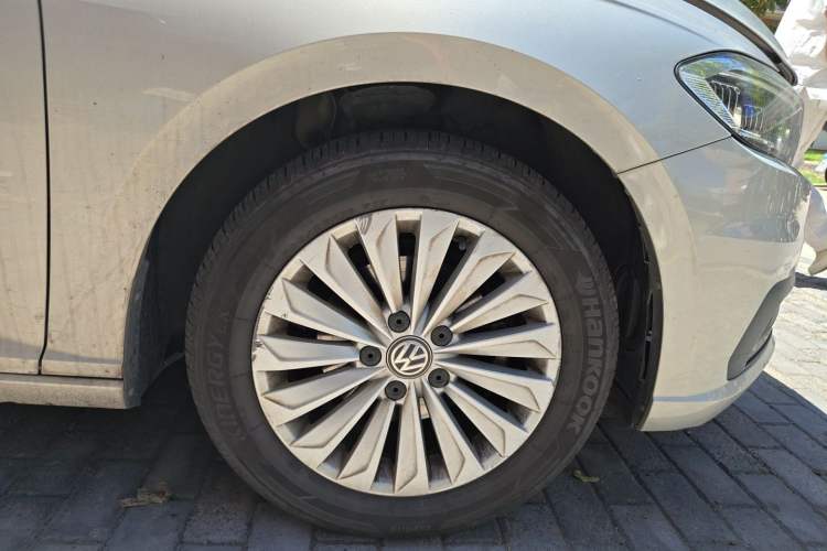 Used Volkswagen Lavida 2018 1.5L Manual Comfort Edition China V Standard Right Front Wheel Hub
