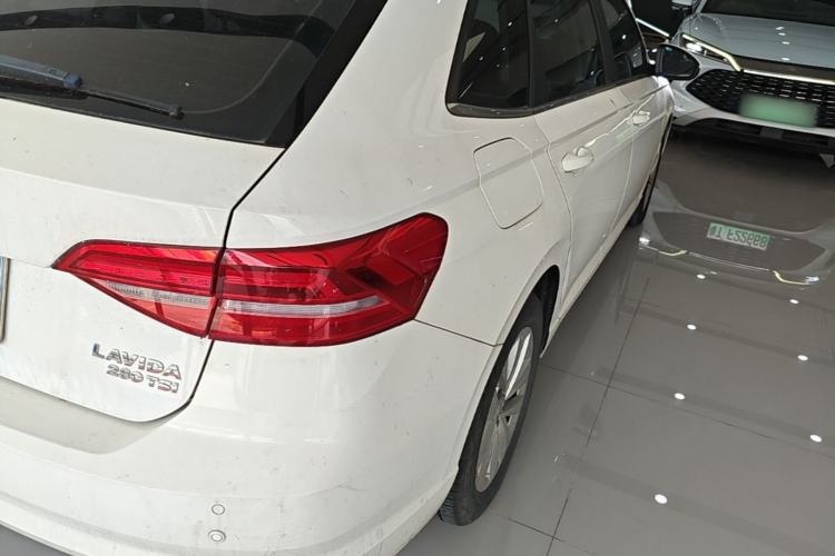 Used Volkswagen Lavida 2018 Hatchback 280TSI DSG Comfort Edition China V Standard Right Rear Taillight