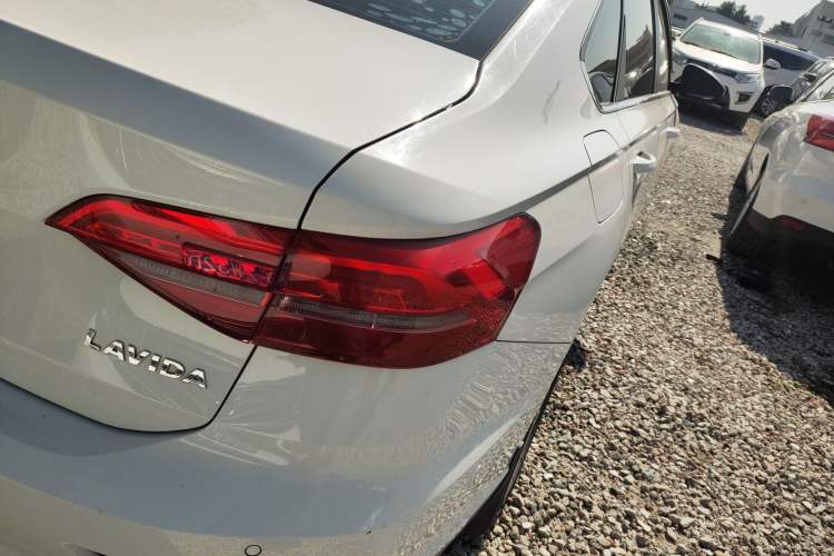 Used Volkswagen Lavida 2018 1.5L Automatic Comfort Edition China V Standard Right Rear Taillight