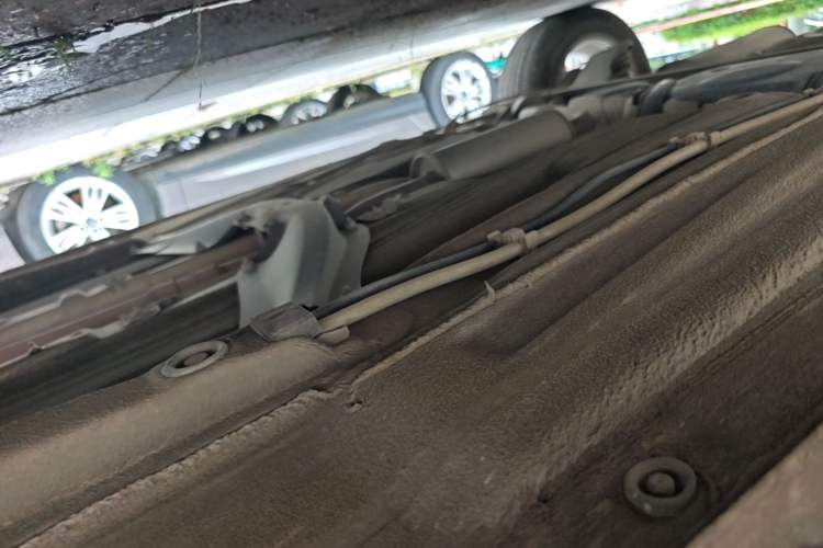 Used Volkswagen Lavida 2018 Classic 1.5L Automatic Fashion Edition China VI Standard Right Side Sill